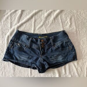 YMI Want A Betta Butt Low Rise Denim Shorts 5 Juniors